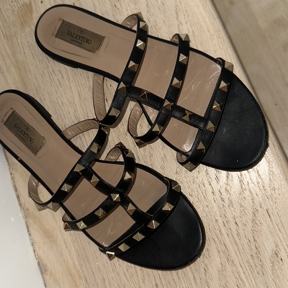 Valentino Sandals - Picture 1 of 3
